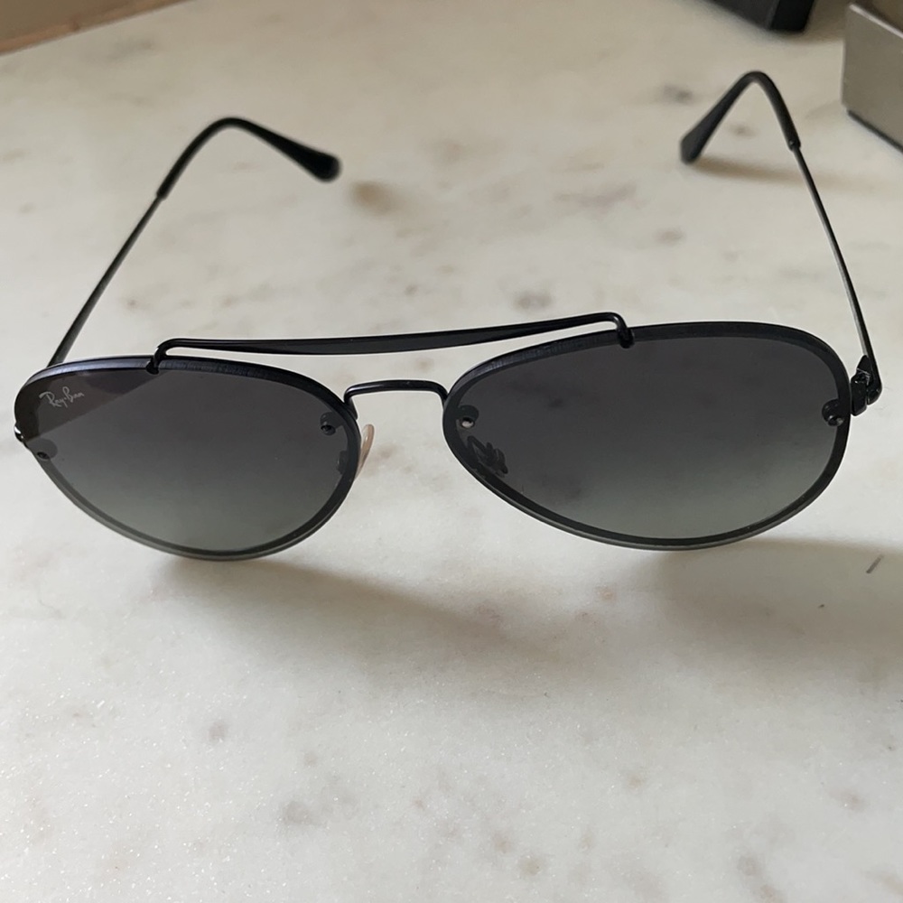 Raybans - Picture 3 of 5